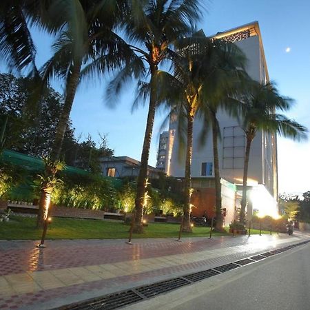 Empyrean Dhaka City Centre Bagian luar foto