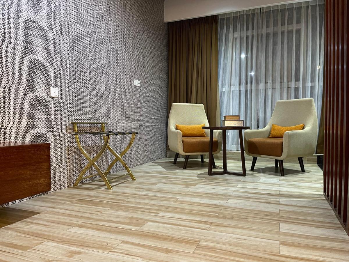 Empyrean Dhaka City Centre Bagian luar foto