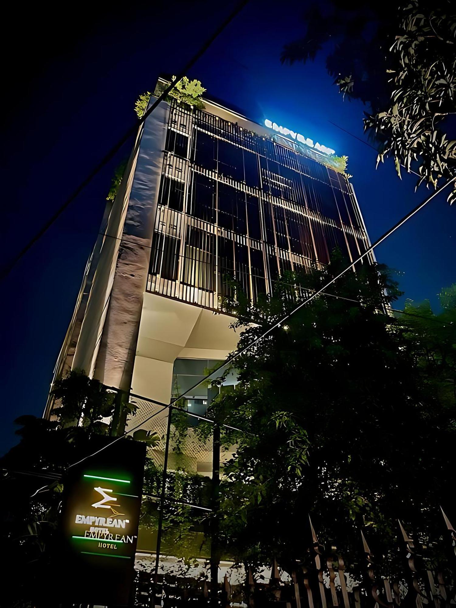 Empyrean Dhaka City Centre Bagian luar foto